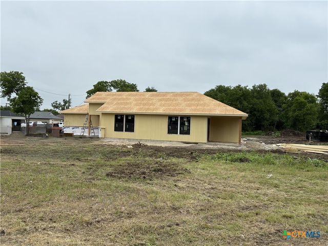 129 Avenue B, Moody, TX 76557
