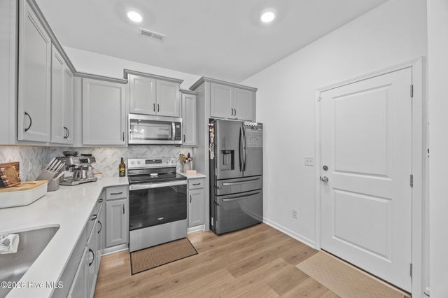 8884 NE Colbert Place Drive, Leland, NC 28451