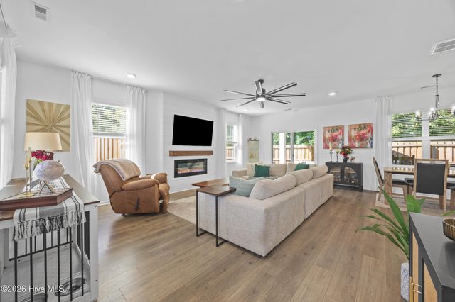 8884 NE Colbert Place Drive, Leland, NC 28451