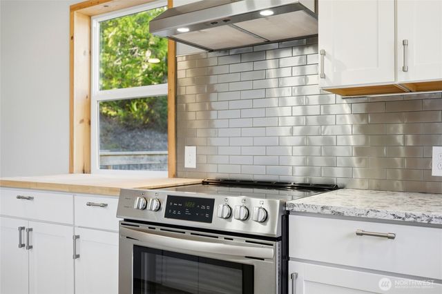 11502 72nd Drive NW, Marysville, WA 98271