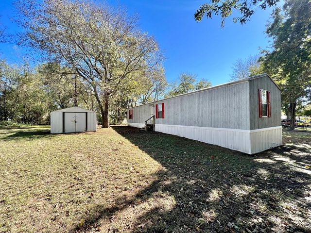 304 Wildwind Street, Gun Barrel City, TX 75156