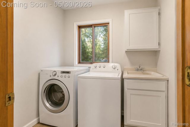 1946 Union Lake Road, Commerce Charter Township, MI 48382
