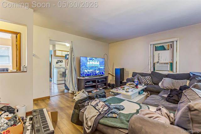 1946 Union Lake Road, Commerce Charter Township, MI 48382