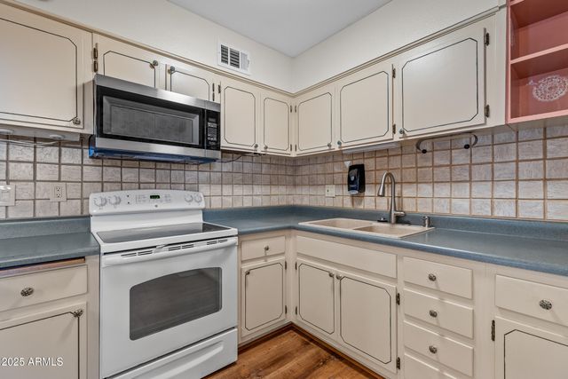 507 W Philomena Drive, Flagstaff, AZ 86001