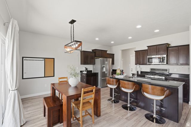 699 S JUBILEE DR, Saratoga Springs, UT 84045