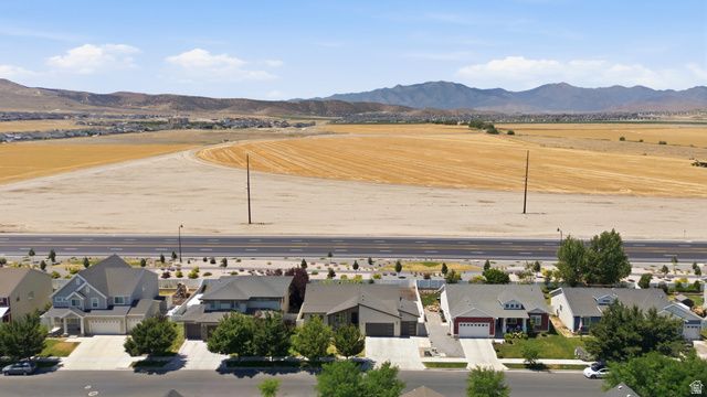 699 S JUBILEE DR, Saratoga Springs, UT 84045