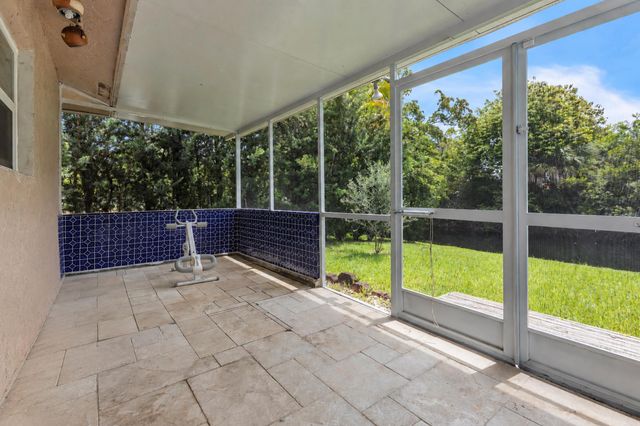 21452 Woodchuck Lane, Boca Raton, FL 33428