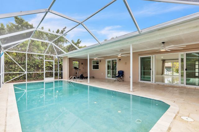 21452 Woodchuck Lane, Boca Raton, FL 33428