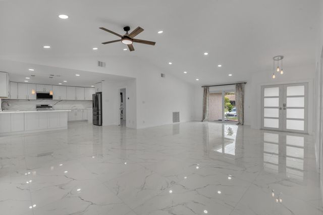 21452 Woodchuck Lane, Boca Raton, FL 33428