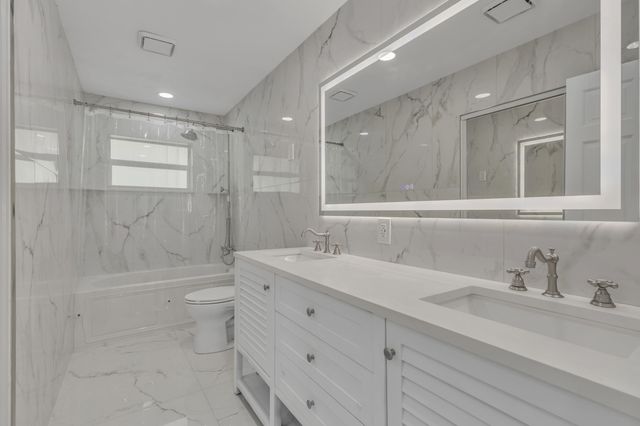 21452 Woodchuck Lane, Boca Raton, FL 33428