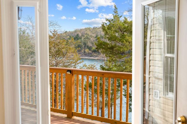 1007 Rocky Shore Terrace, Kimberling City, MO 65686