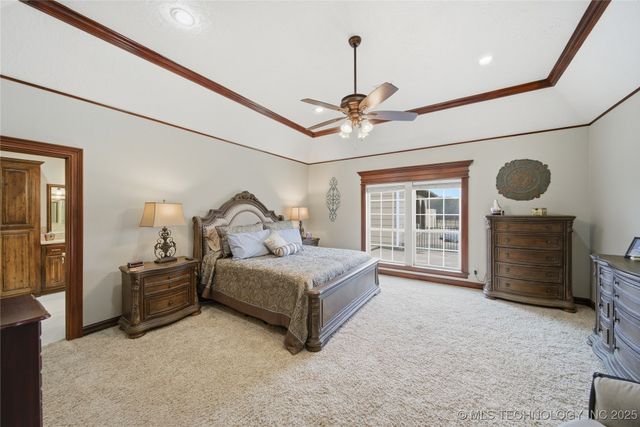 27318 E 758 Road, Wagoner, OK 74467