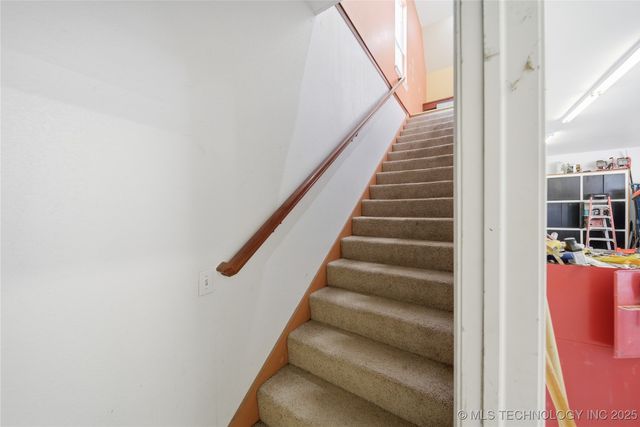 27318 E 758 Road, Wagoner, OK 74467