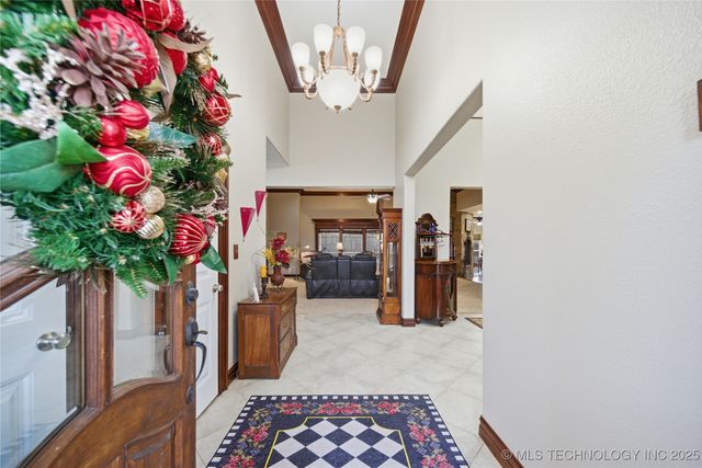 27318 E 758 Road, Wagoner, OK 74467