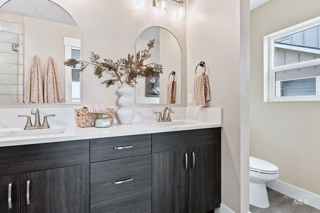 350 E Mayfield Springs Blvd, Boise, ID 83716
