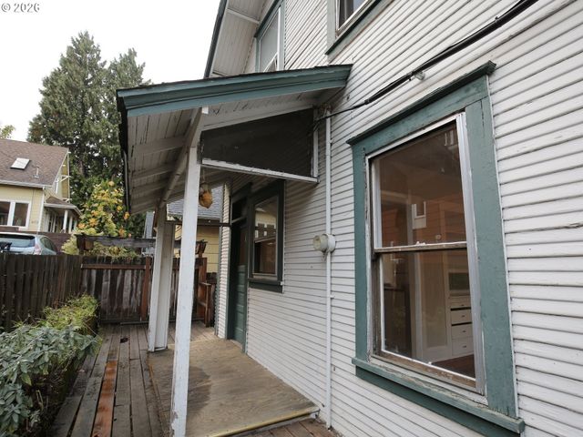 1936 Se OAK St, Portland, OR 97214