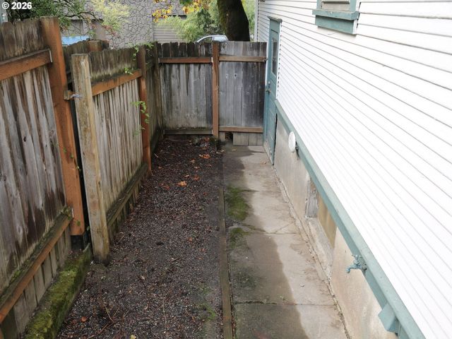 1936 Se OAK St, Portland, OR 97214