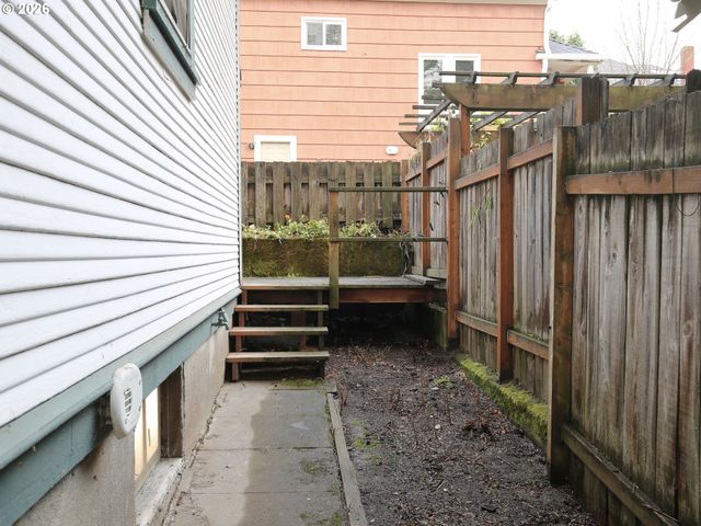1936 Se OAK St, Portland, OR 97214