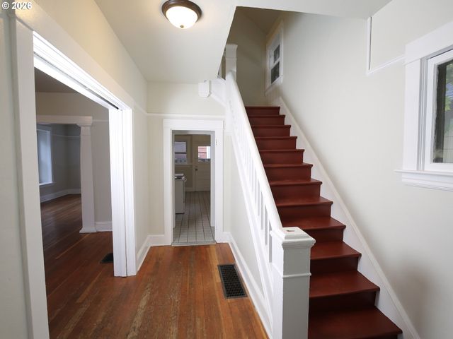1936 Se OAK St, Portland, OR 97214