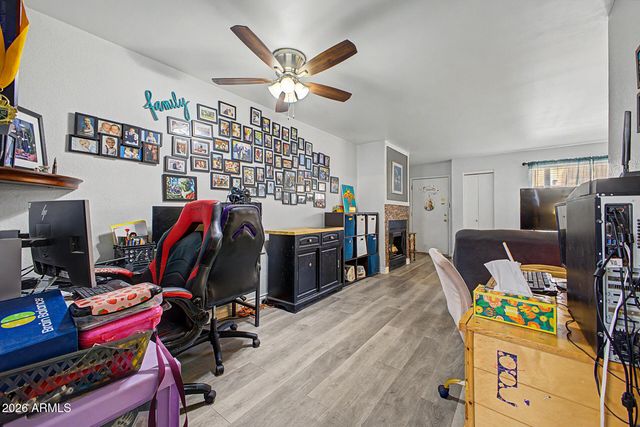 11640 N 51st Avenue 112, Glendale, AZ 85304