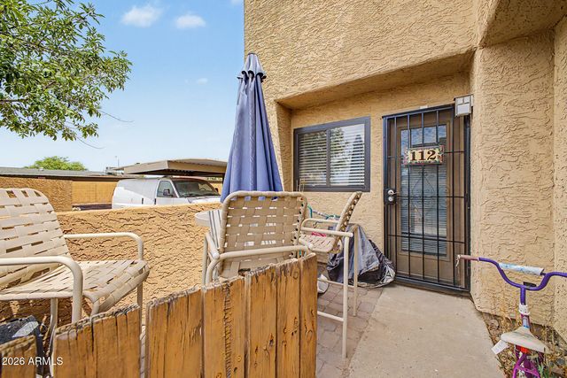 11640 N 51st Avenue 112, Glendale, AZ 85304