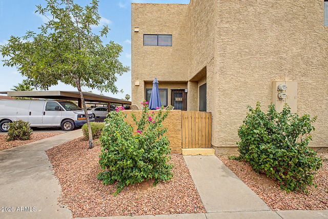 11640 N 51st Avenue 112, Glendale, AZ 85304