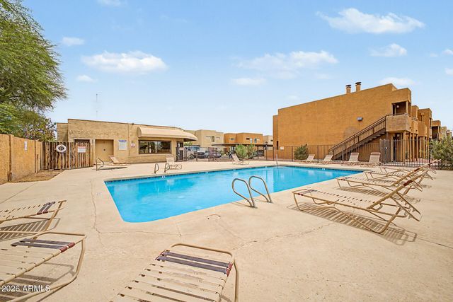 11640 N 51st Avenue 112, Glendale, AZ 85304
