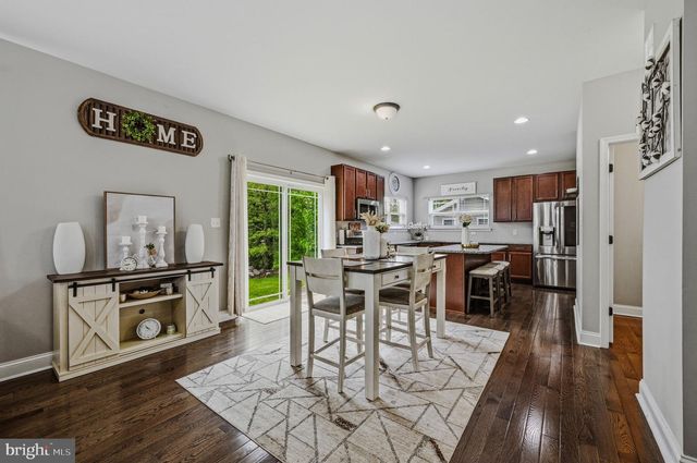 210 E HIGHLAND AVE, Wilmington, DE 19804