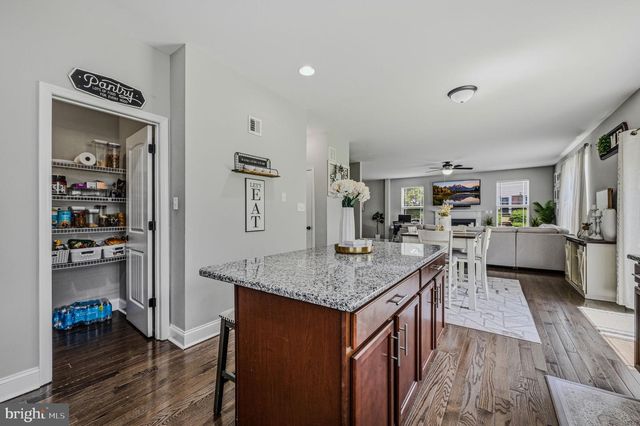 210 E HIGHLAND AVE, Wilmington, DE 19804