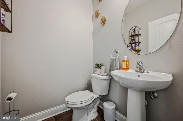 210 E HIGHLAND AVE, Wilmington, DE 19804