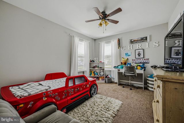 210 E HIGHLAND AVE, Wilmington, DE 19804