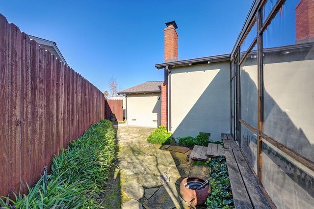 7136 Witchinghour Ct, Citrus Heights, CA 95621