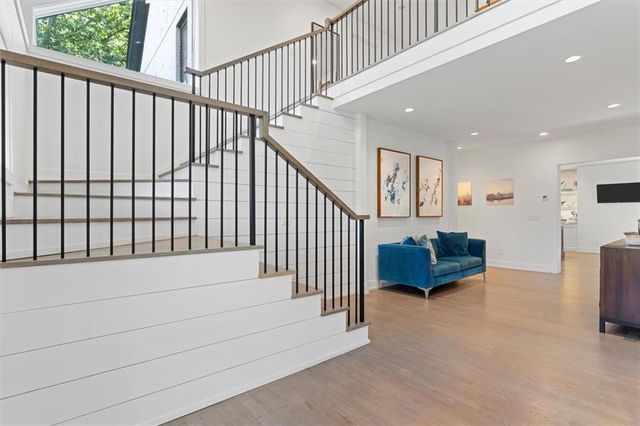 6305 River Chase Circle, Atlanta, GA 30328