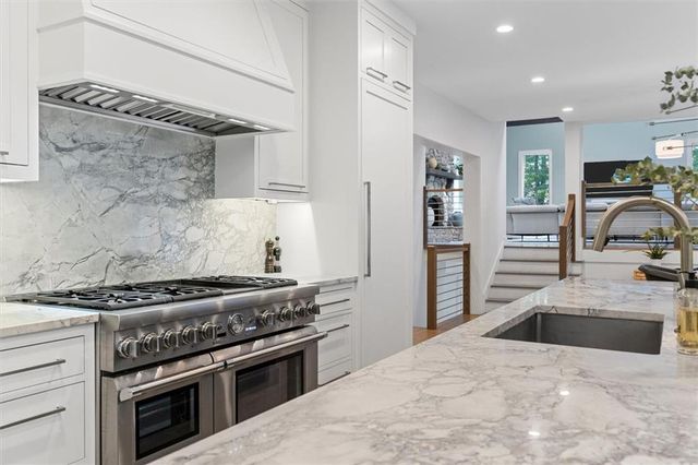 6305 River Chase Circle, Atlanta, GA 30328