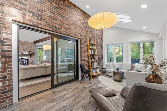 6305 River Chase Circle, Atlanta, GA 30328