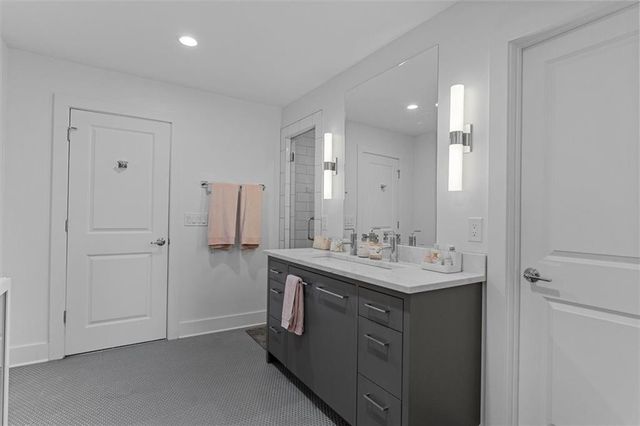 6305 River Chase Circle, Atlanta, GA 30328