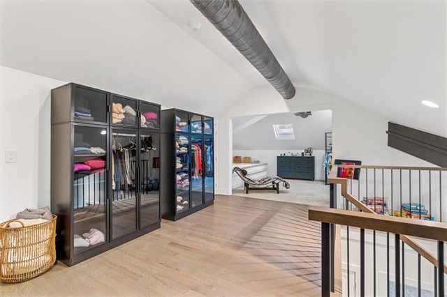 6305 River Chase Circle, Atlanta, GA 30328