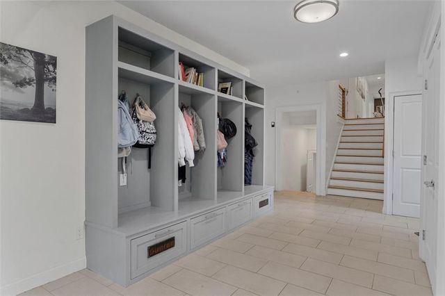 6305 River Chase Circle, Atlanta, GA 30328