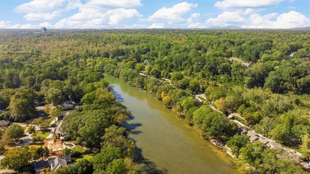 6305 River Chase Circle, Atlanta, GA 30328