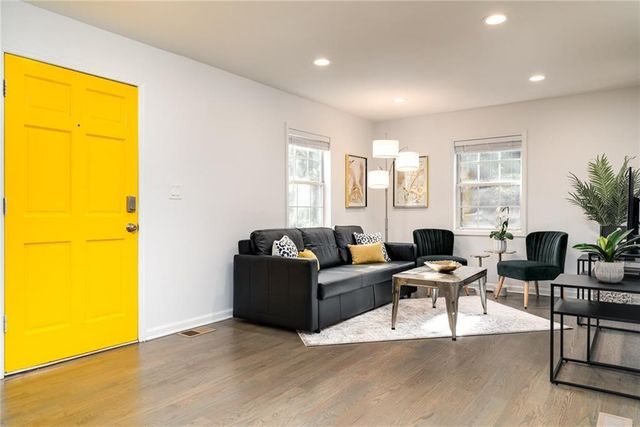 799 Verner Street NW b, Atlanta, GA 30318