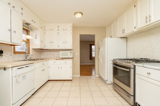 7941 Monroe Street NE, Spring Lake Park, MN 55432