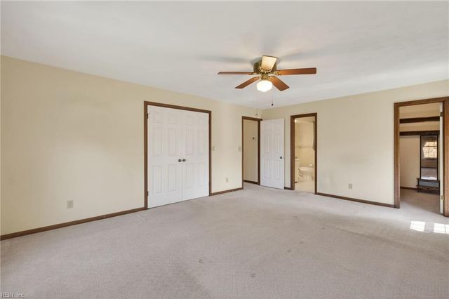 600 Ravenstone DR, Chesapeake, VA 23322