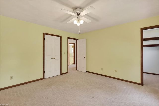 600 Ravenstone DR, Chesapeake, VA 23322