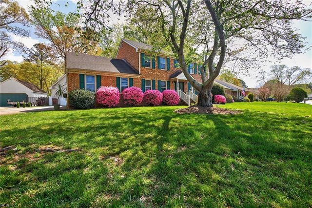 600 Ravenstone DR, Chesapeake, VA 23322