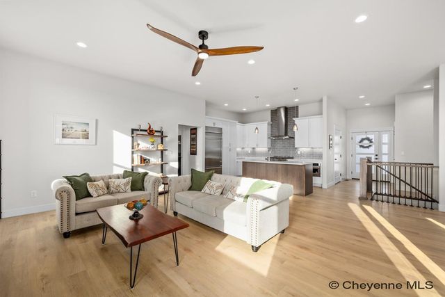 4100 SAGE RD, Cheyenne, WY 82001