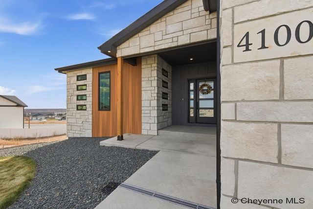 4100 SAGE RD, Cheyenne, WY 82001