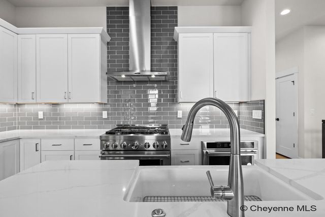 4100 SAGE RD, Cheyenne, WY 82001