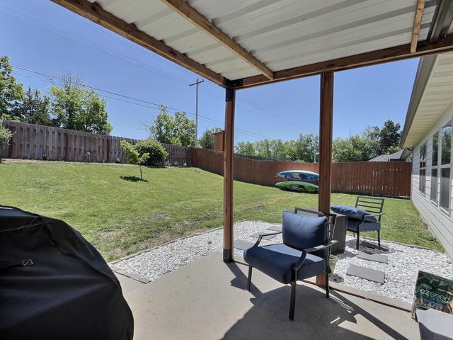 3510 NAPOLI DR, Columbia, MO 65202