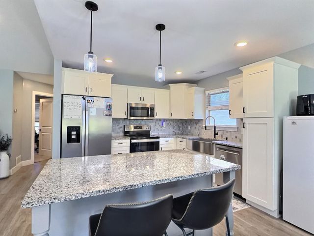 3510 NAPOLI DR, Columbia, MO 65202