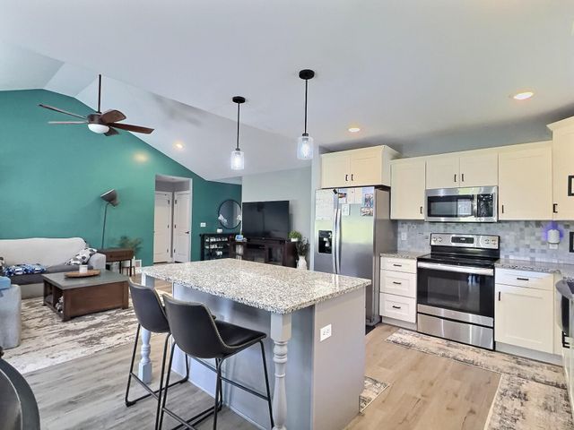 3510 NAPOLI DR, Columbia, MO 65202